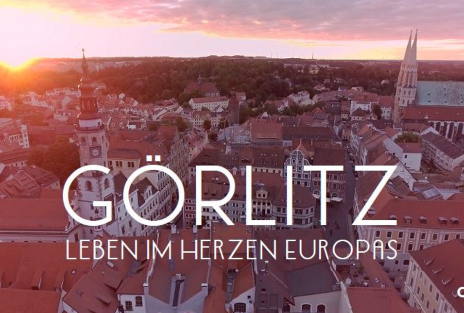 Titelbild des Filmes von creoflux mit Görlitzer Silhoutte bei Sonnenuntergang