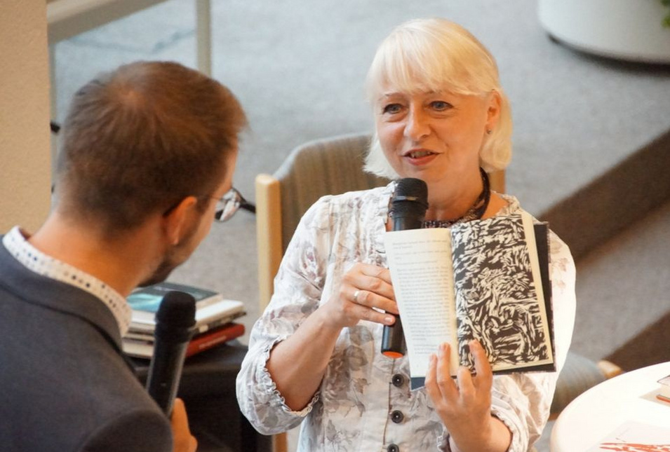Barbara Miklaw vom Mirabilis Verlag