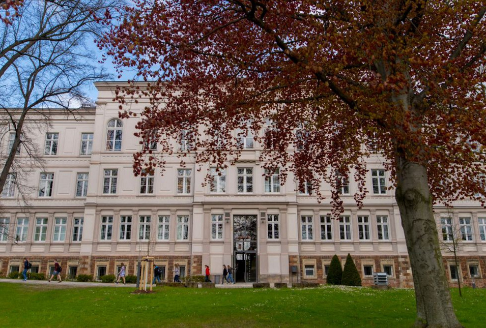 Schulgebäude Sankt Afra