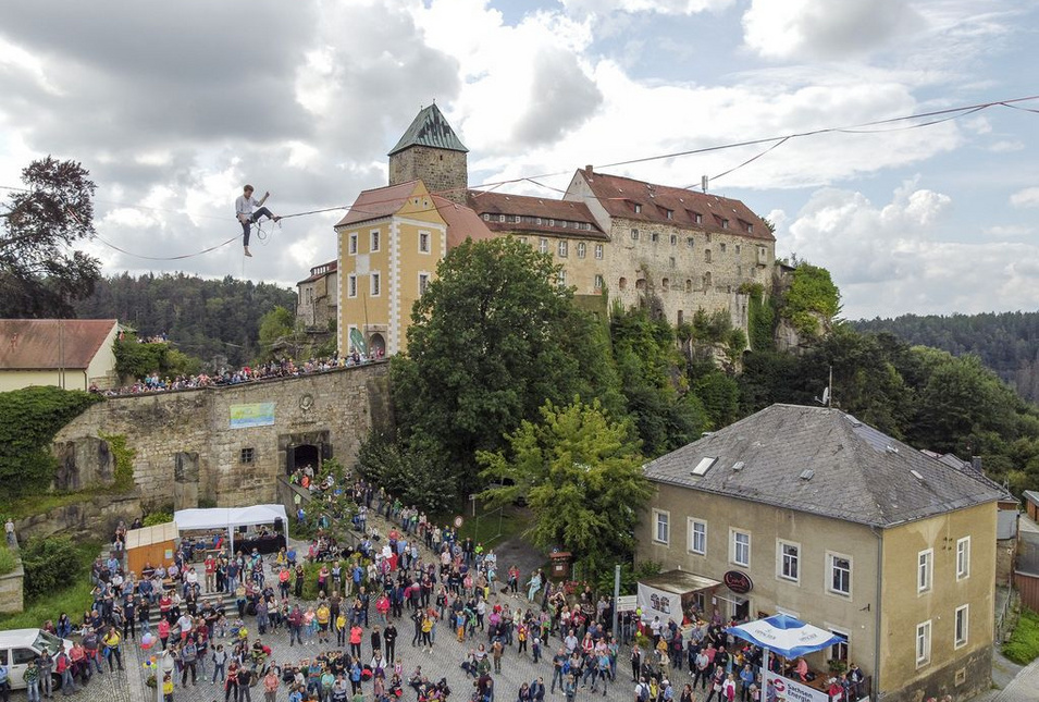 Ruben Langer beim Weltrekordversuch in Hohnstein