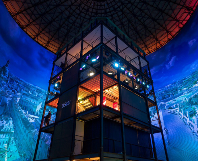 Der Aussichtsturm im Panometer Dresden 