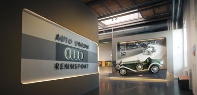 Zeichen von Audi im August-Horch-Museum