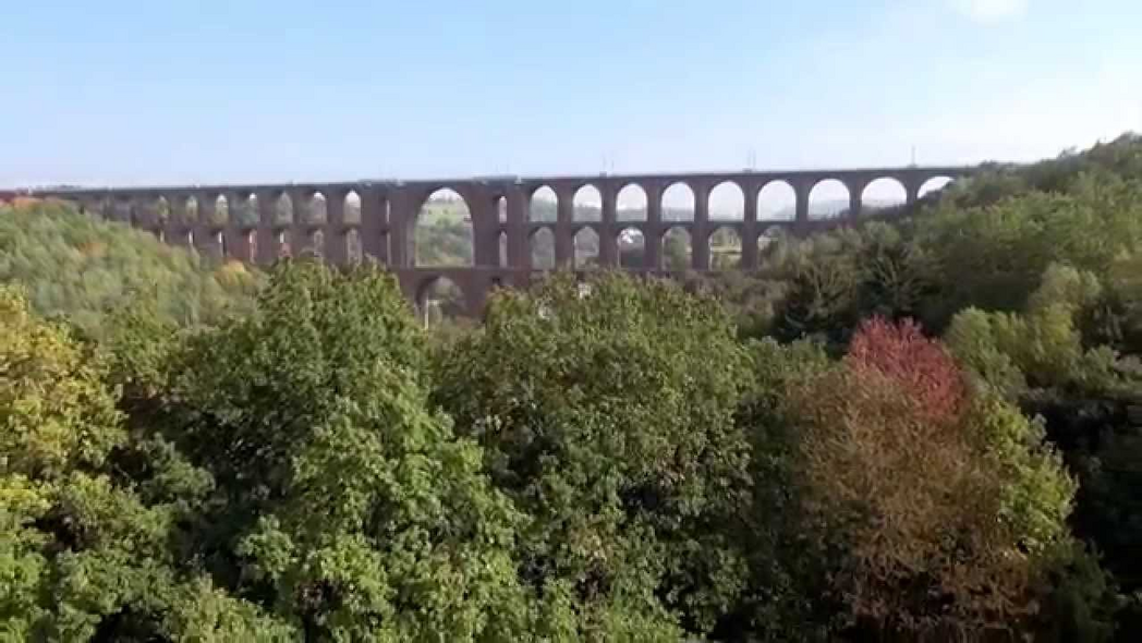 Flug über die Göltzschtalbrücke