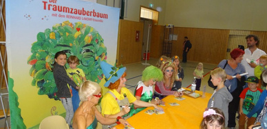 Ensemble bei der Autogrammstunde