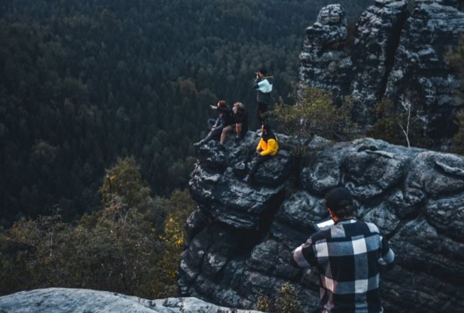 Die Fotografen auf den Felsen der Sächsischen Schweiz