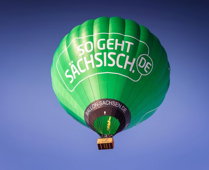 Heißluftballon mit "So geht sächsisch." Logo